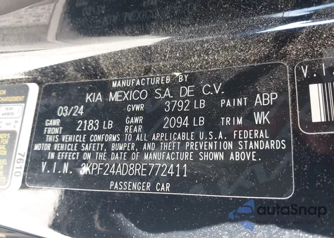 2024 Kia Forte Lxs z USA, uszkodzony, nr VIN 3KPF24AD8RE772411